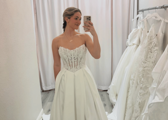 What to Bring to Your Bridal Dress Shopping (and Why It Matters) Image